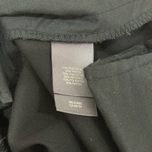 Kenneth Cole Reaction men’s navy flat front slacks. 32x30 - Picture 4 of 5